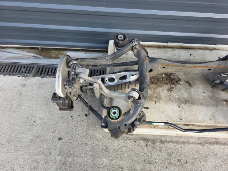 SANKI WÓZEK TYŁ KOMPLETNT AUDI A4 B9 A5 8W LIFT 8W0505235AM ORYGINAŁ !!!