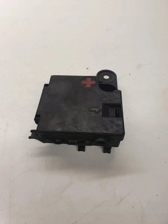 ROZDZIELACZ PRĄDU AUDI A4 B8 A5 8K0937517A