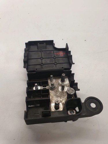 ROZDZIELACZ PRĄDU AUDI A4 B8 A5 8K0937517A