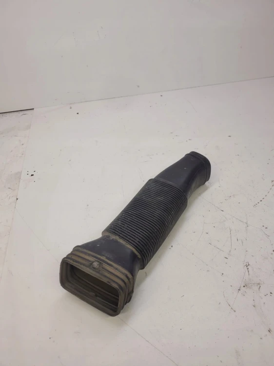 WLOT DOLOT POWIETRZA AUDI A1 8X VW SKODA 6R0129618
