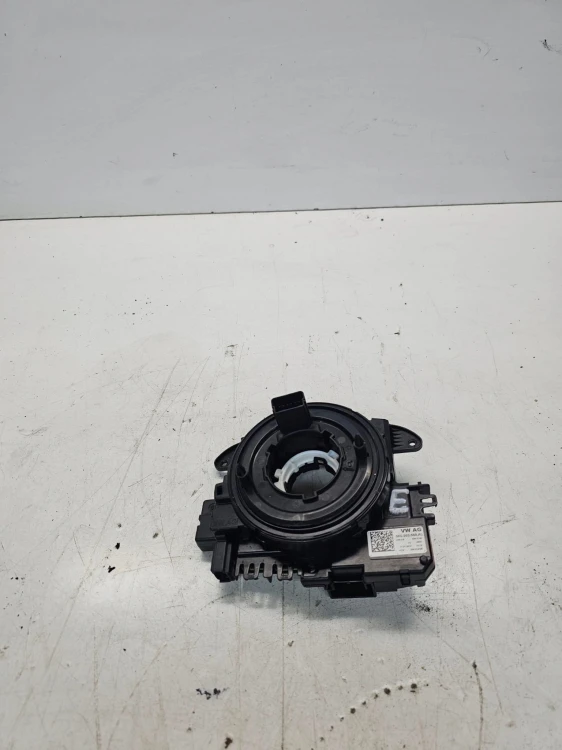 TAŚMA ZWIJAK PODUSZKI AUDI Q3 8U A1 8X VW SEAT SKODA 5K0953569AE