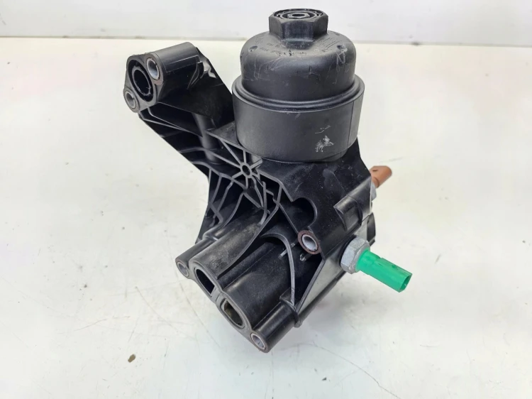 OBUDOWA FILTRA OLEJU AUDI VOLKSWAGEN SEAT SKODA 1.6 2.0 TDI 03N115389A