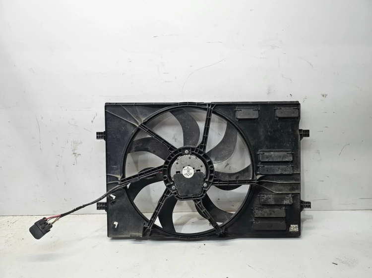 WENTYLATOR + OBUDOWA AUDI VOLKSWAGEN SEAT SKODA 5Q0121205N 5Q0121207AC