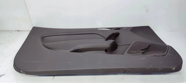 BOCZEK DRZWI LEWY PRZÓD AUDI A1 3-D 8X1867105A *2*