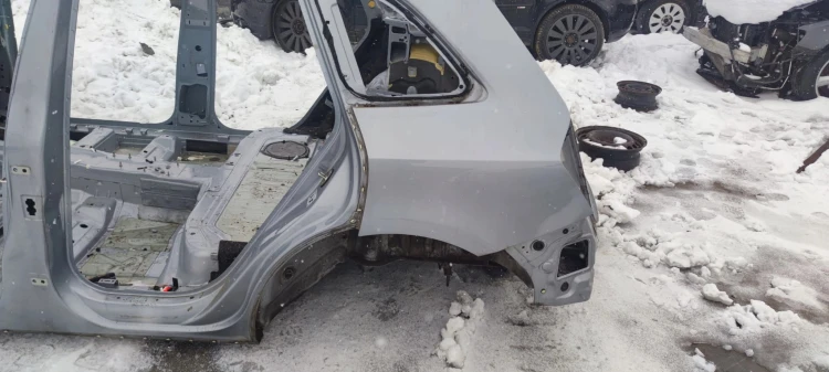 ĆWIARTKA BŁOTNIK PRÓG LEWY TYŁ AUDI Q5 8R 2008-2016