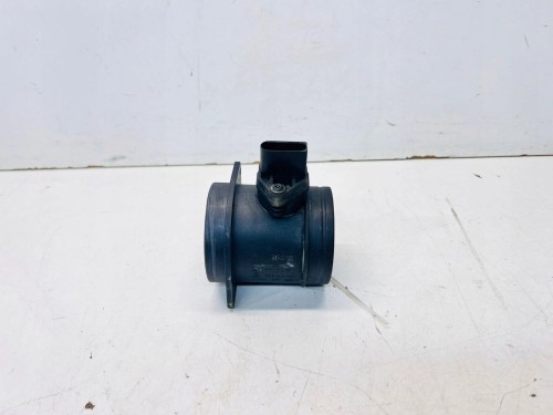 PRZEPŁYWOMIERZ CZUJNIK MASY POWIETRZA AUDI VOLKSWAGEN SEAT SKODA 7D0906461