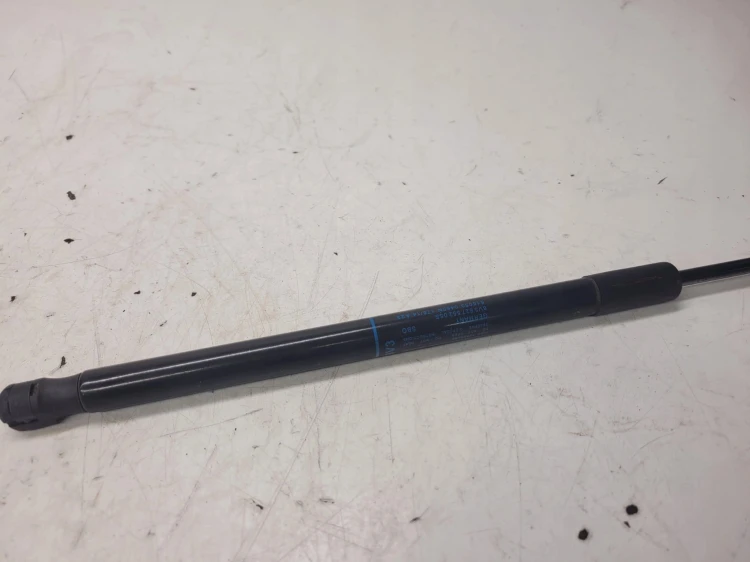 SIŁOWNIK TELESKOP KLAPY TYŁ AUDI A3 8V 8V3827552