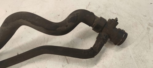 WĄŻ RURKA WODY KRÓCIEC AUDI A4 B7 A6 8E0121049