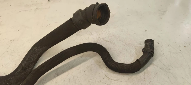 WĄŻ RURKA WODY KRÓCIEC AUDI A4 B7 A6 8E0121049