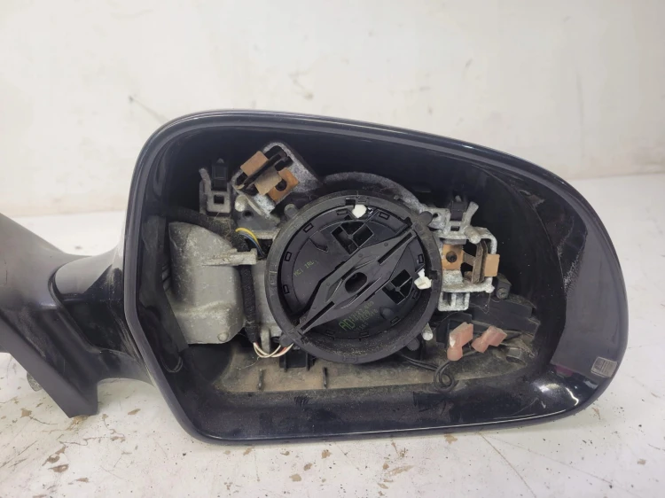 LUSTERKO PRAWE AUDI A4 B8 LIFT LY9B 6-PIN UK