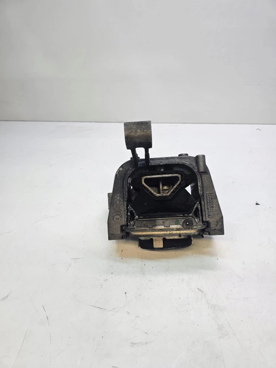 ŁAPA PODUSZKA SILNIKA AUDI VW SEAT 5Q0199262CS