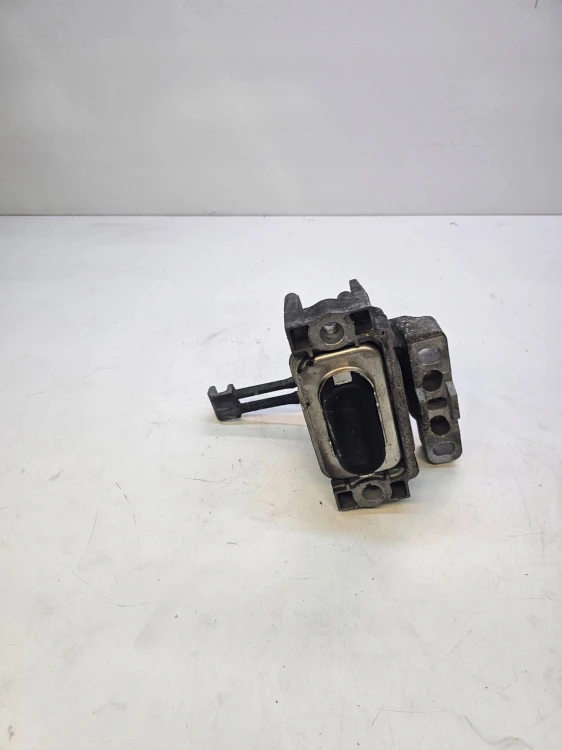 ŁAPA PODUSZKA SILNIKA AUDI VW SEAT 5Q0199262CS
