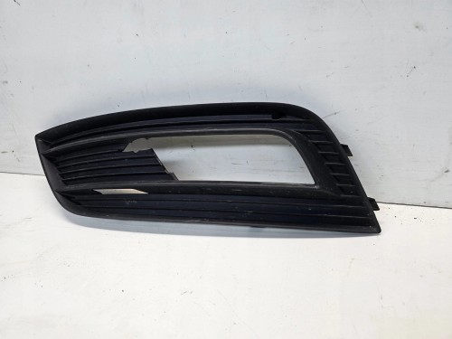 KRATKA ATRAPA ZDERZAKA LEWA AUDI A4 B8 LIFT 8K0807681K