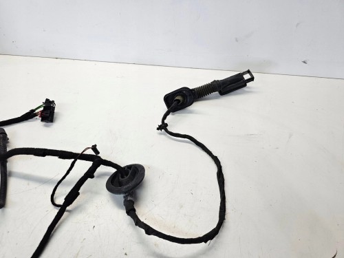WIĄZKA DRZWI PRAWY LEWY TYŁ AUDI Q3 8U 8U0971687D