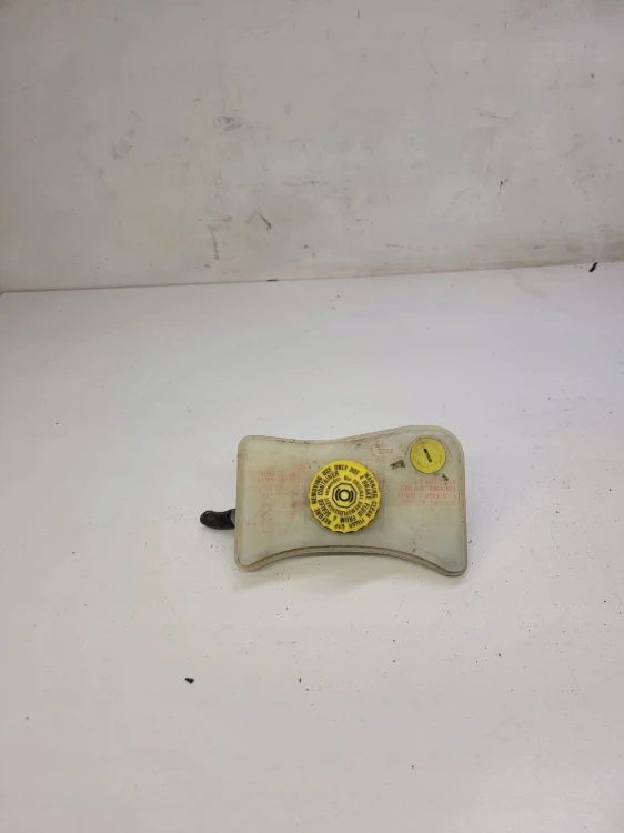 ZBIORNICZEK PŁYNU HAM AUDI A4 B7 A6 C6 8E0611301E