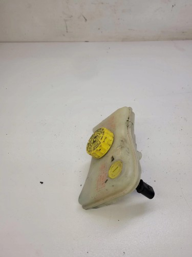 ZBIORNICZEK PŁYNU HAM AUDI A4 B7 A6 C6 8E0611301E
