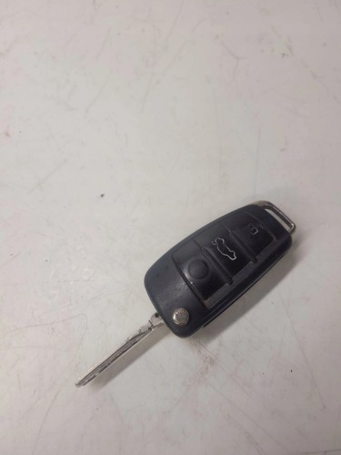 KLUCZYK PILOT SCYZORYK AUDI A6 C6 Q7 4F0837220R *8