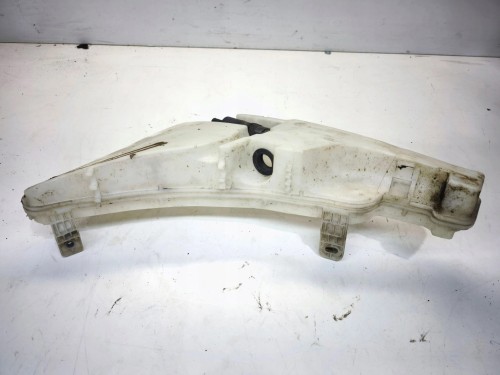 ZBIORNIK SPRYSKIWACZY POD XENON AUDI A6 C7 A7 4G8955451D