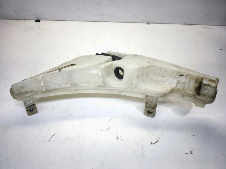 ZBIORNIK SPRYSKIWACZY POD XENON AUDI A6 C7 A7 4G8955451D