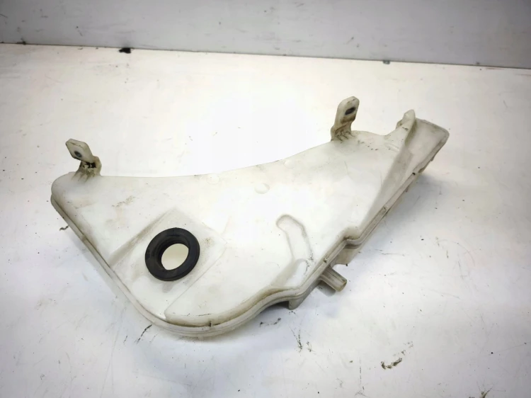ZBIORNIK SPRYSKIWACZY POD XENON AUDI A6 C7 A7 4G8955451D