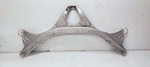 ROZPÓRKA WZMOCNIENIE KIELICHÓW AUDI A6 4G0805645C
