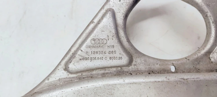ROZPÓRKA WZMOCNIENIE KIELICHÓW AUDI A6 4G0805645C
