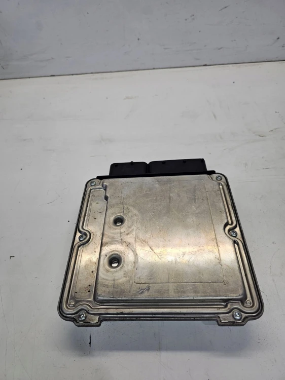 STEROWNIK KOMPUTER SILNIKA AUDI A4 B7 2.0 TDI 03G906016JE