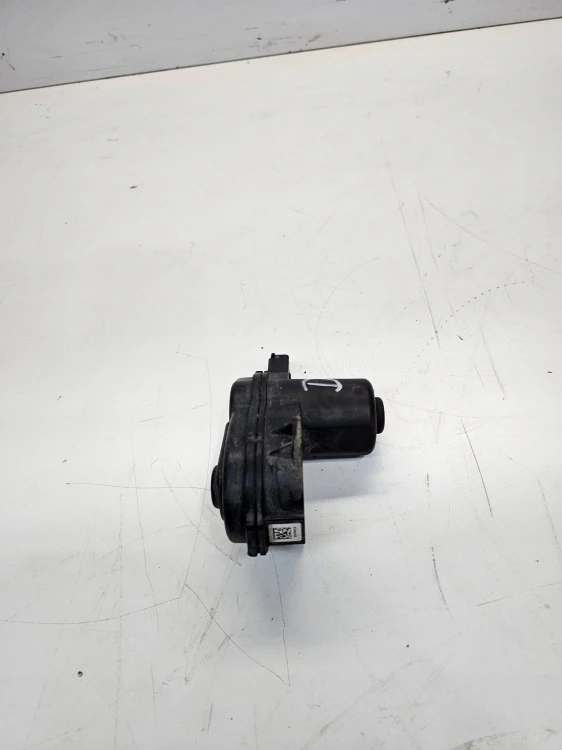 SILNICZEK HAMULCA RĘCZNEGO AUDI A6 C7 LIFT A7 LIFT Q5 32337647D