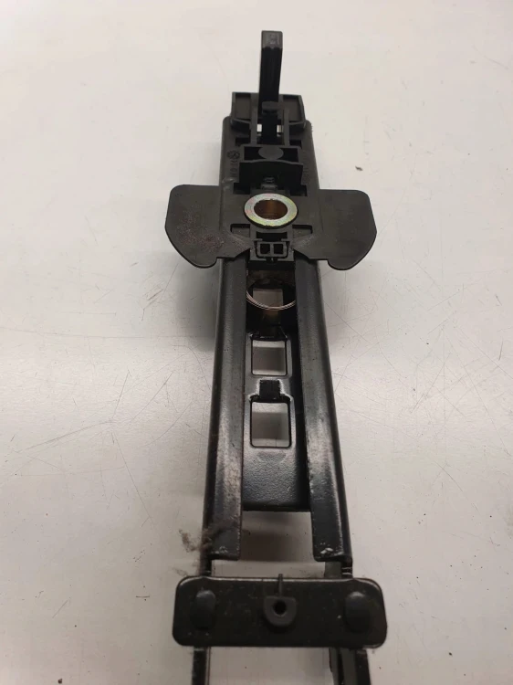 REGULACJA PASA AUDI A3 8P LIFT A4 A6 8E0857833A