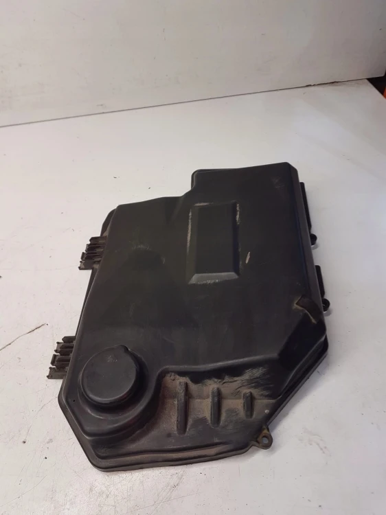 OSŁONA OBUDOWA KOMPUTERA AUDI A6 C6 4F1907613