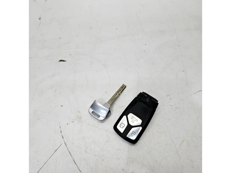 KLUCZYK PILOT KEYLESS AUDI Q5 FY A4 B9 A5 8W Q7 4M 4M0959754CF