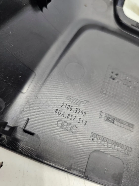 ZAŚLEPKA OSŁONA MOCOWANIE LUSTERKA AUDI Q5 FY 80A857519