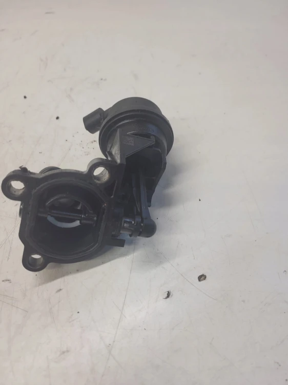 ZAWÓR REGULACJI WODY AUDI A6 C7 A7 A4 A5 059121737