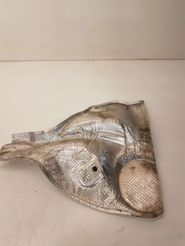 OSŁONA TERMICZNA WYGŁUSZENIE AUDI A4 B8 8K1804164C