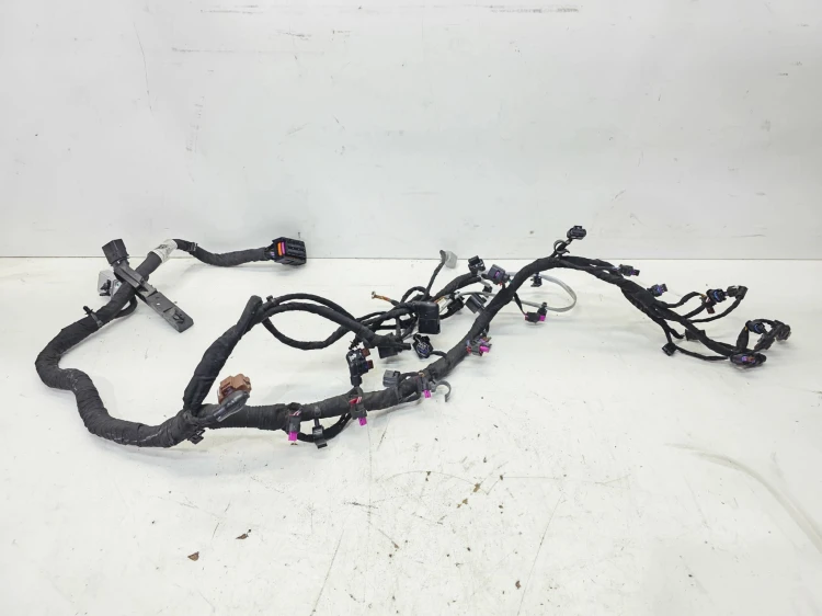 WIĄZKA INSTALACJA SILNIKA AUDI A3 8Y VOLSWAGEN GOLF 1.5 TFSI 05E971610T
