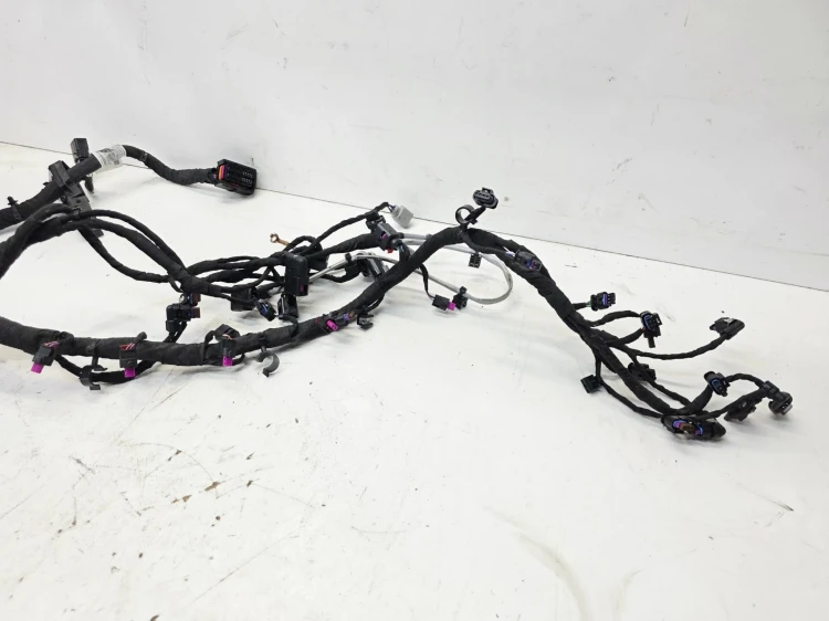 WIĄZKA INSTALACJA SILNIKA AUDI A3 8Y VOLSWAGEN GOLF 1.5 TFSI 05E971610T