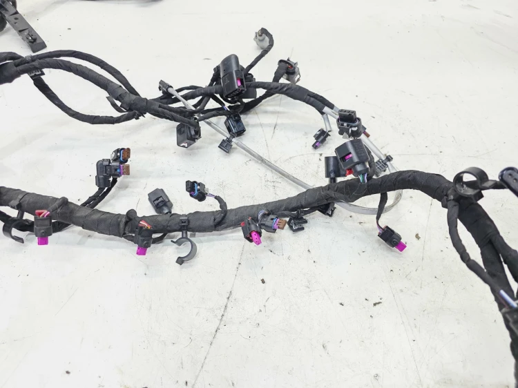 WIĄZKA INSTALACJA SILNIKA AUDI A3 8Y VOLSWAGEN GOLF 1.5 TFSI 05E971610T