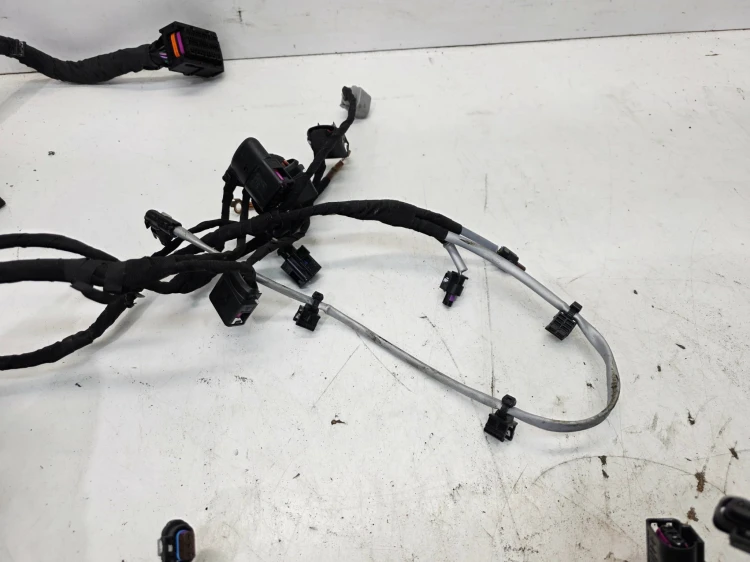 WIĄZKA INSTALACJA SILNIKA AUDI A3 8Y VOLSWAGEN GOLF 1.5 TFSI 05E971610T
