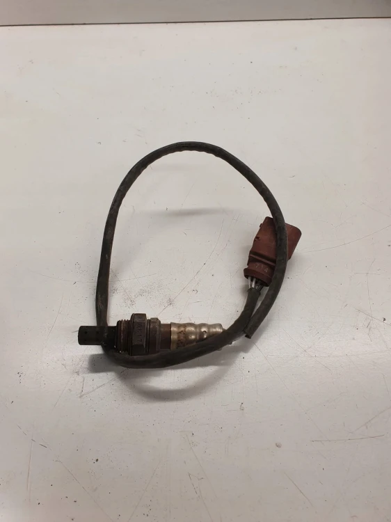 CZUJNIK TEMPERATURY SPALIN SONDA 06E906265N