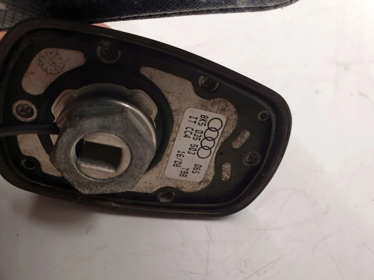 ANTENA LOTKA REKIN AUDI A4 A5 Q5 8K5035503 MATOWA