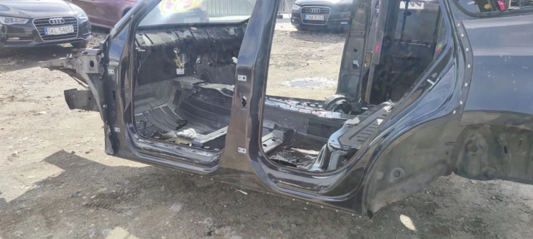 ĆWIARTKA PRÓG BOK LEWA STRONA AUDI Q5 8R LZ7L