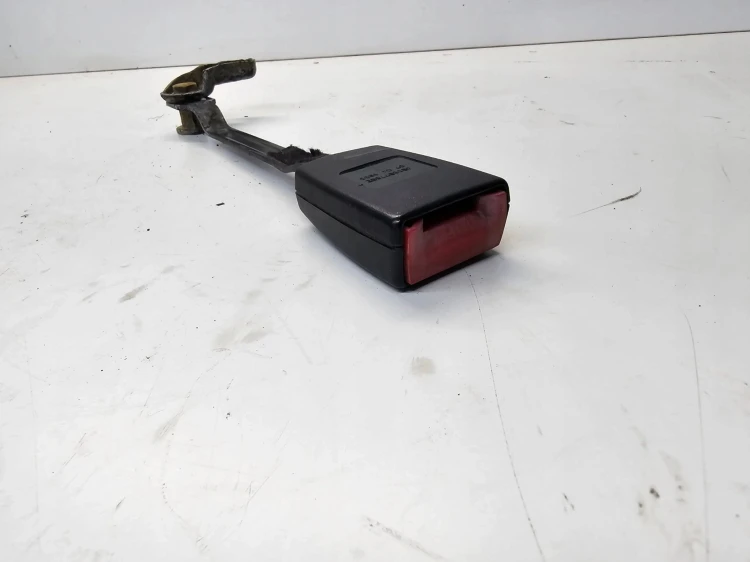 ZAPINKA PASA LEWA AUDI A6 C5 4B0857755E
