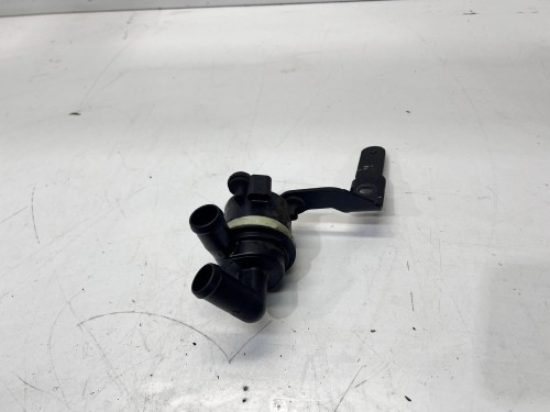 DODATKOWA POMPA WODY ZAWÓR WODY VOLKSWAGEN TIGUAN 5N0985561A