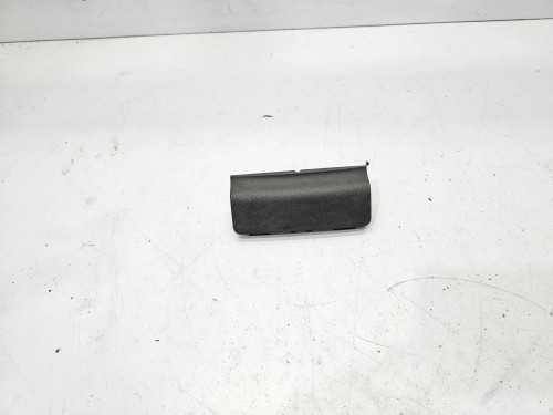 ZAŚLEPKA TUNELU POPIELNICZKI TYŁ AUDI A4 B6 B7 8E0863351D SZARA