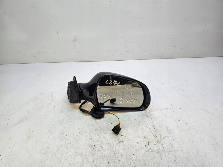 LUSTERKO PRAWY PRZÓD AUDI A3 8P4 LZ7L 6 PIN UK