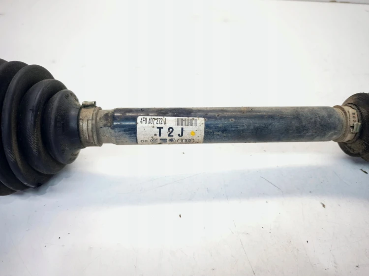 PÓŁOŚ PRAWY PRZÓD PRAWA PRZEDNIA AUDI A6 C6 4F0407272J