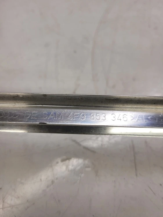LISTWA SZYBY CHROM PRAWY TYŁ AUDI A6 C6 4F9853346