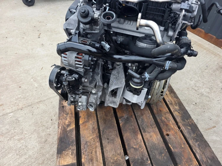 SILNIK KOMPLETNY AUDI A4 B8 A5 A6 SEAT EXEO 2.0 TDI CAG CAGB 150007 KM !!!