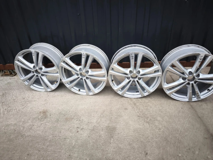 FELGA FELGI VW AUDI A3 A4 A6 ITP 7.5J R18 ET51 8V0601025BL Z*63*