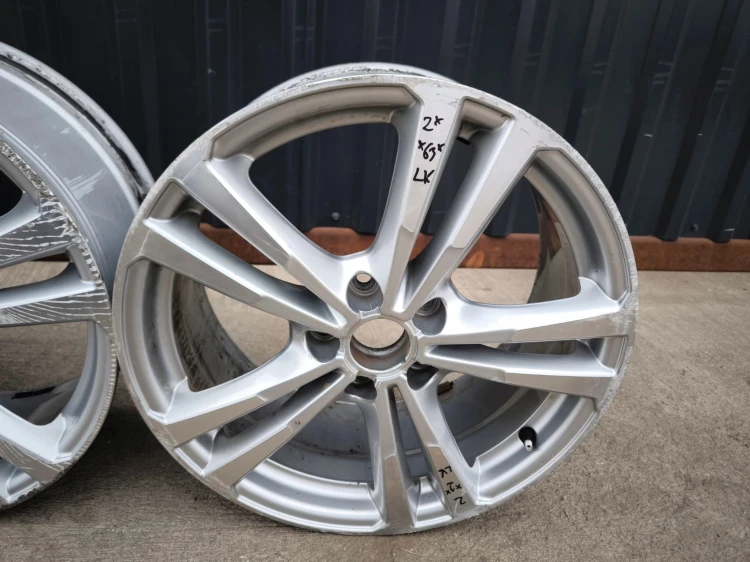 FELGA FELGI VW AUDI A3 A4 A6 ITP 7.5J R18 ET51 8V0601025BL Z*63*